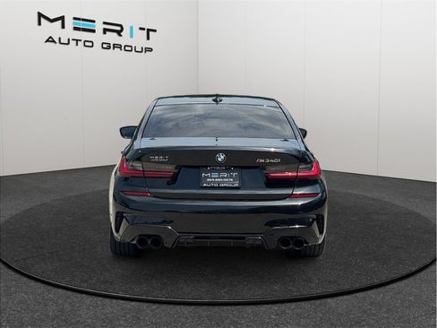 Used 2022 BMW M340i RWD image 8