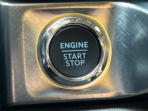New 2025 Ford F350 King Ranch w/ Chrome Package image 15