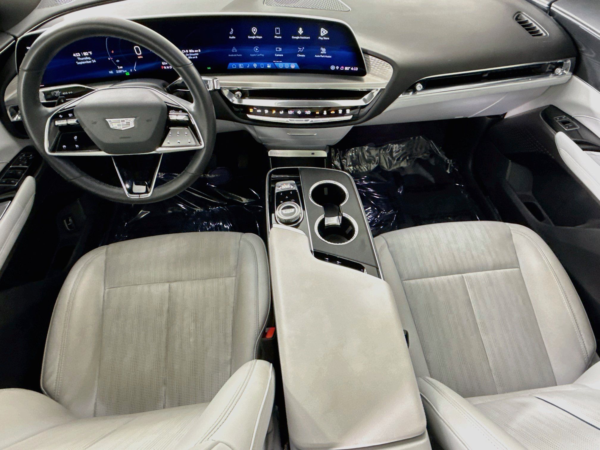 Used 2024 Cadillac Lyriq Luxury RWD image 26