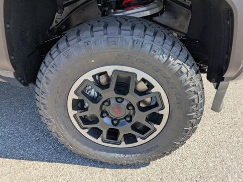 New 2026 Toyota Tacoma TRD Off-Road AWD/4WD image 11