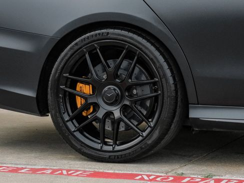 Used 2019 Mercedes-Benz E 63 AMG S image 70