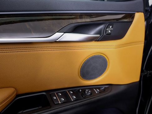 Used 2018 BMW X6 xDrive50i image 21