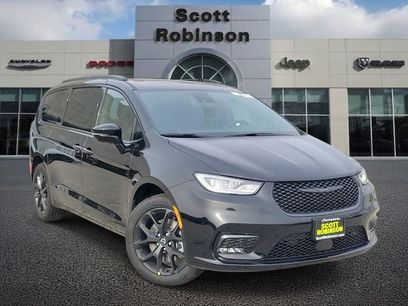 New 2026 Chrysler Pacifica Limited