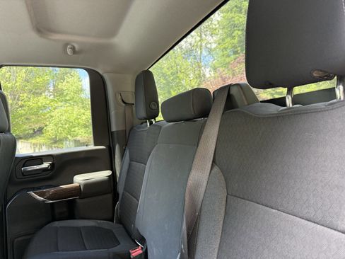 Used 2022 GMC Sierra 2500 SLE w/ SLE Value Package; AWD/4WD image 14