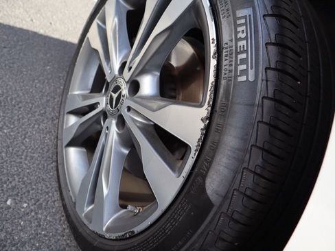 Used 2019 Mercedes-Benz C 300 4MATIC Sedan image 28