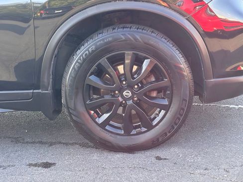 Used 2019 Nissan Rogue SV AWD/4WD image 49