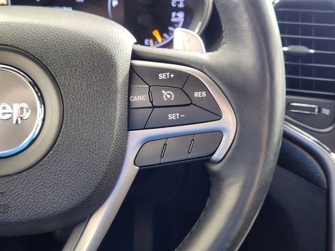 Used 2017 Jeep Grand Cherokee Altitude image 19