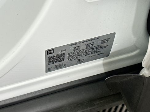 Used 2025 Buick Encore GX Preferred AWD/4WD image 12