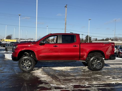 Used 2024 Chevrolet Silverado 1500 LT Trail Boss w/ LT Trail Boss Premium Package image 3