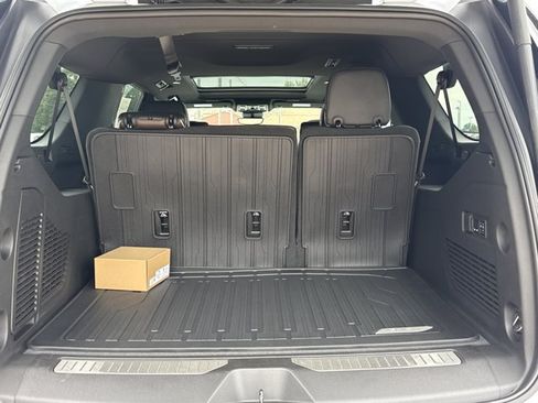 Used 2026 GMC Yukon XL Denali Ultimate AWD/4WD image 13