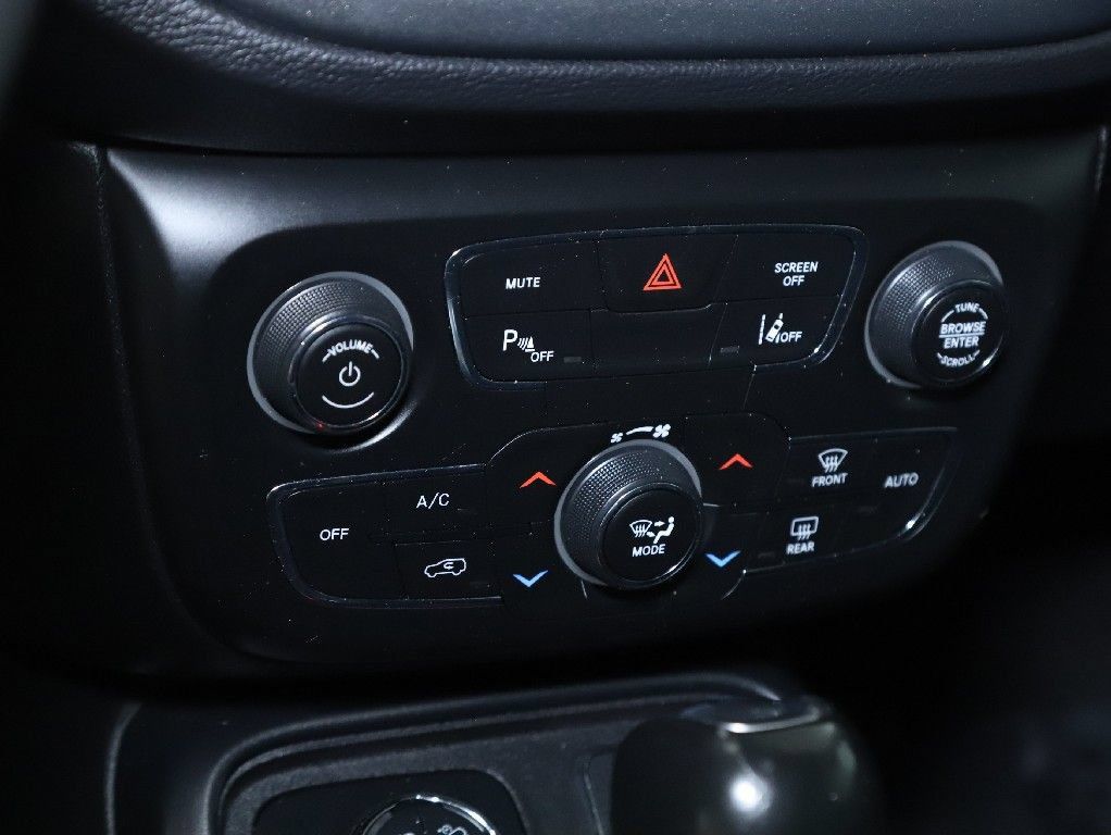 Used 2021 Jeep Compass Trailhawk AWD/4WD image 26
