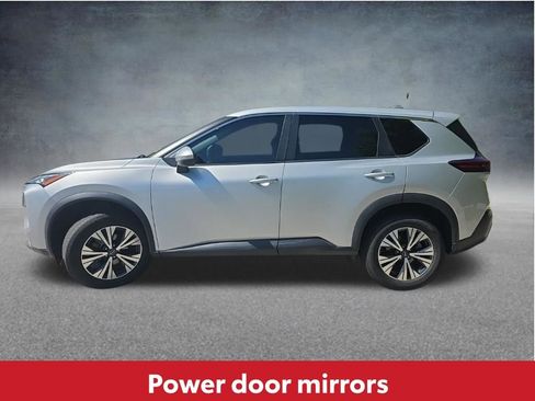 Used 2022 Nissan Rogue SV FWD image 9