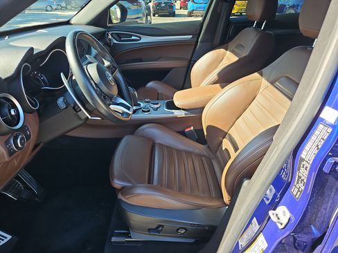 Used 2021 Alfa Romeo Stelvio Ti Sport image 11