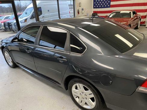 Used 2014 Chevrolet Impala LT w/ LT Sunroof Package image 12