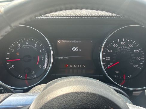 Used 2016 Ford Mustang Premium image 17