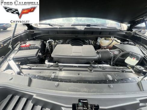 Used 2023 Chevrolet Tahoe Premier AWD/4WD image 36