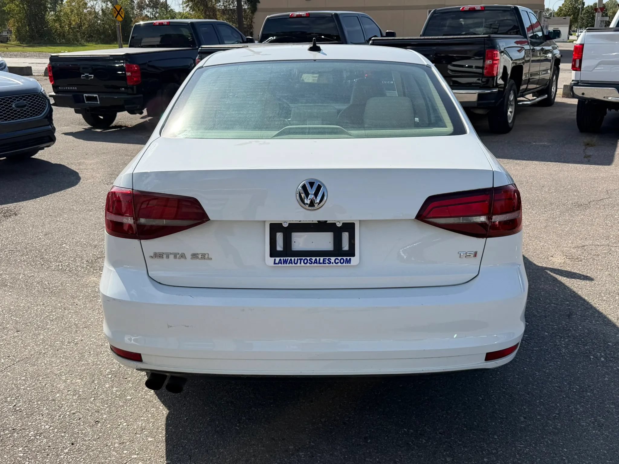 Used 2016 Volkswagen Jetta SEL w/ Lighting Package FWD image 5