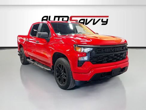 Used 2025 Chevrolet Silverado 1500 Custom w/ Turbomax Blackout Package AWD/4WD image 1