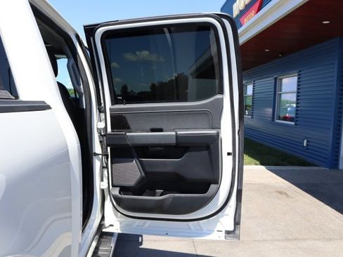 Used 2021 Ford F150 Lariat w/ Equipment Group 502A High AWD/4WD image 19