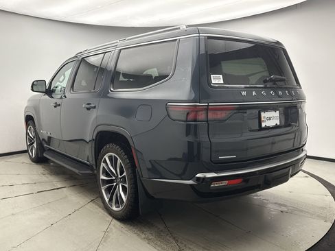 Used 2023 Jeep Wagoneer Series II w/ Premium Group I image 3