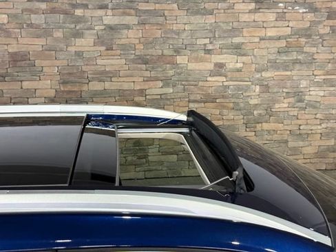 Certified 2025 Nissan Rogue SV w/ SV Premium Package FWD image 5