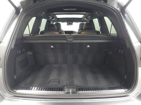 Used 2025 Mercedes-Benz GLS 450 4MATIC image 34