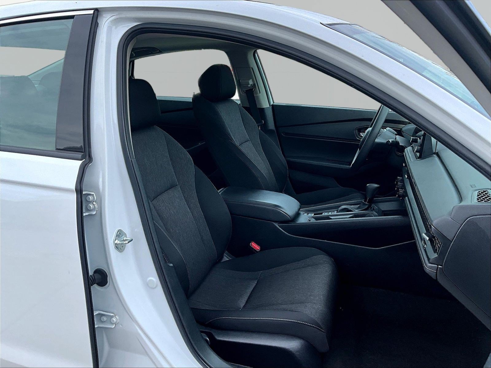 Used 2024 Honda Accord EX image 29