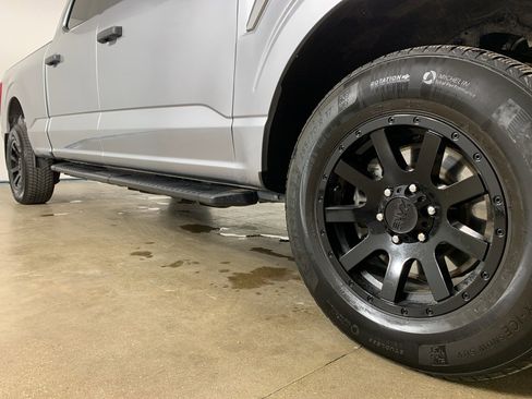 Used 2022 Ford F150 XLT image 6