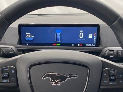 Used 2021 Ford Mustang Mach-E Select image 28