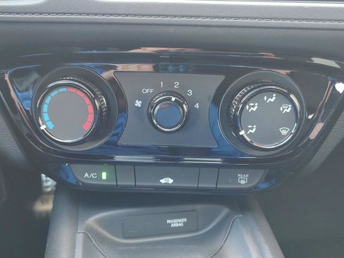 Used 2021 Honda HR-V Sport image 10