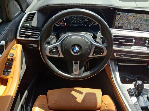Used 2023 BMW X5 xDrive40i w/ M Sport Package AWD/4WD image 10