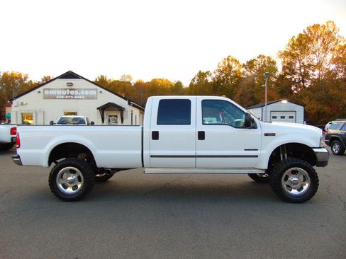 Used 2000 Ford F250 XLT image 2