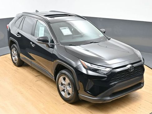 Used 2024 Toyota RAV4 XLE w/ Convenience Package FWD image 41