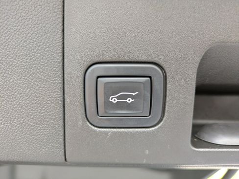 Certified 2023 Cadillac XT5 Premium Luxury image 12