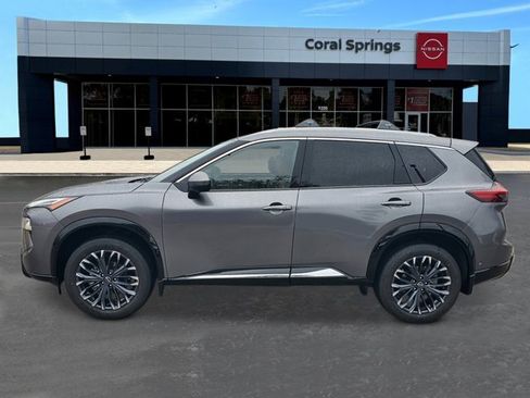 New 2026 Nissan Rogue Platinum w/ Platinum Premium Package image 2