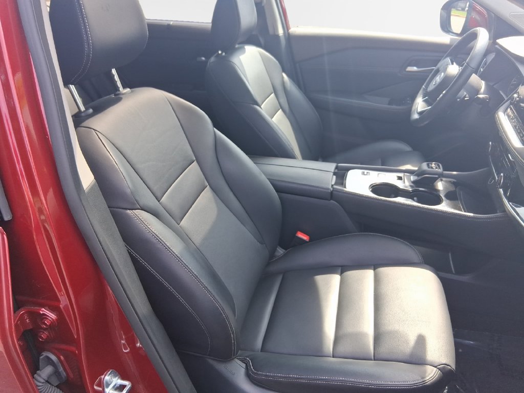 Used 2023 Nissan Rogue SL w/ SL Premium Package FWD image 26