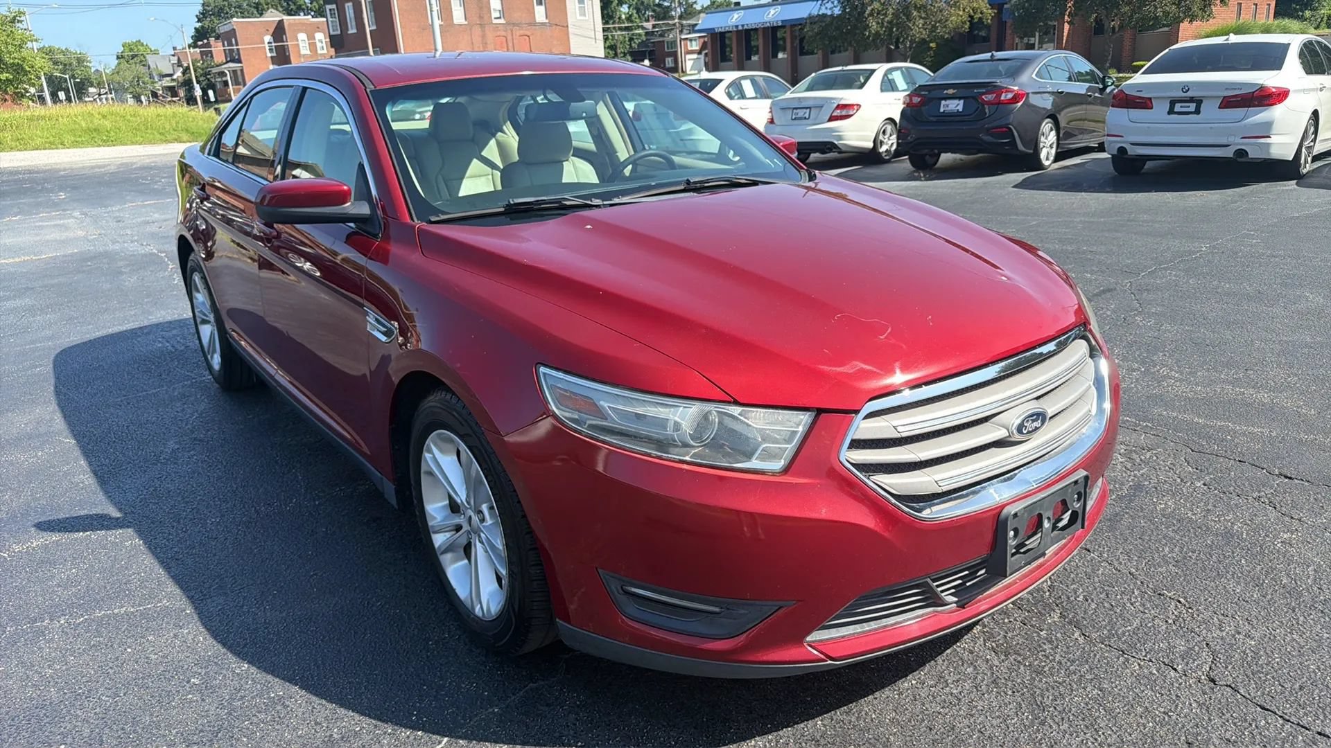 Used 2013 Ford Taurus SEL FWD image 3