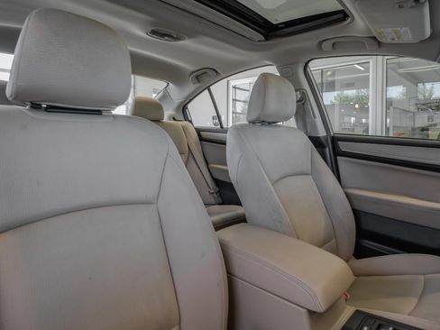 Used 2015 Subaru Legacy 2.5i Premium AWD/4WD image 32