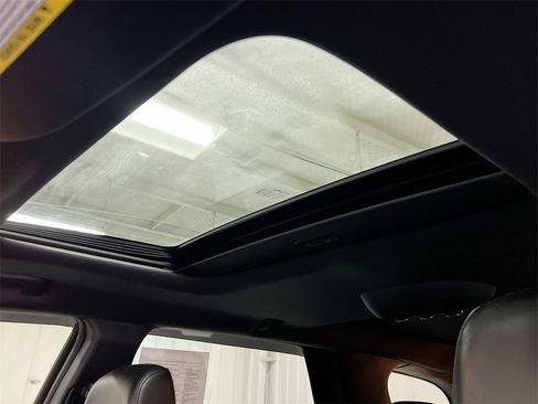 Used 2022 Dodge Durango GT image 19