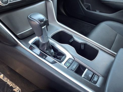 Used 2022 Honda Accord Sport image 21