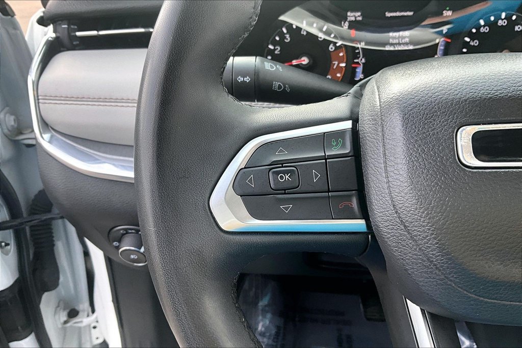 Used 2024 Jeep Compass Limited AWD/4WD image 18