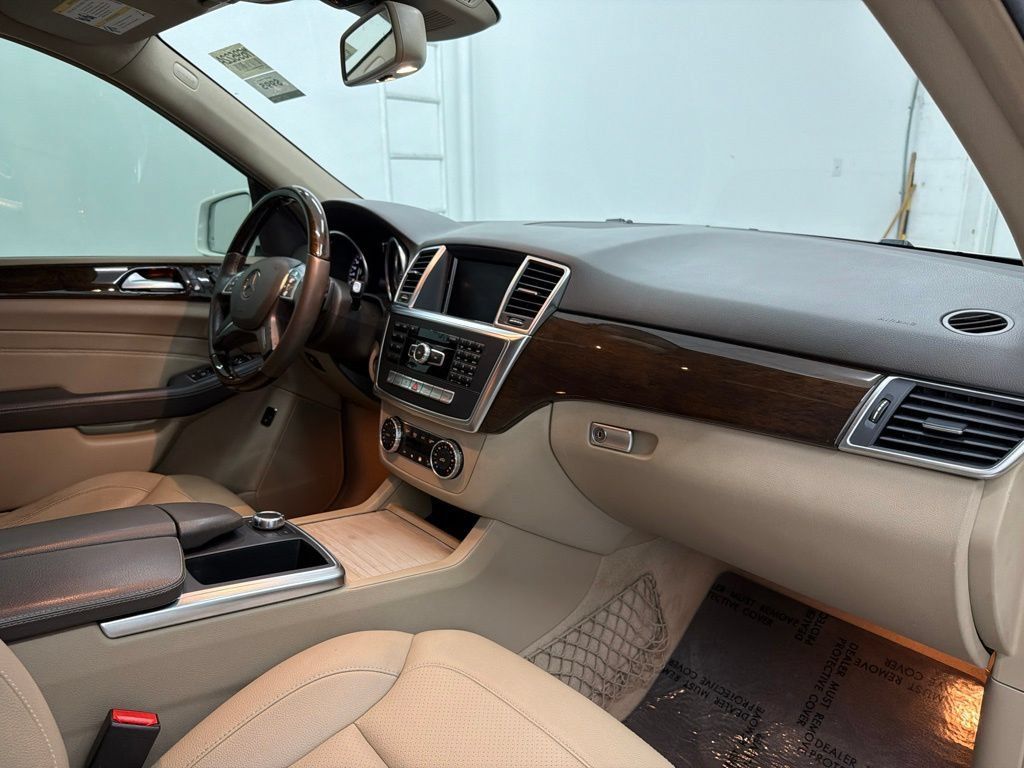 Used 2014 Mercedes-Benz ML 350 4MATIC image 32