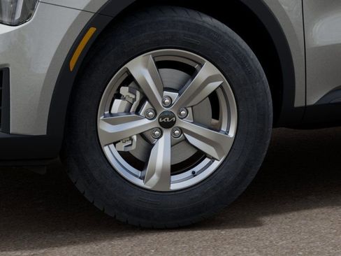 New 2026 Kia Sorento LX FWD image 32