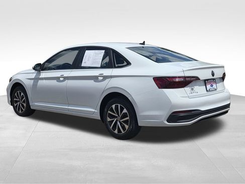 Used 2024 Volkswagen Jetta S FWD image 8