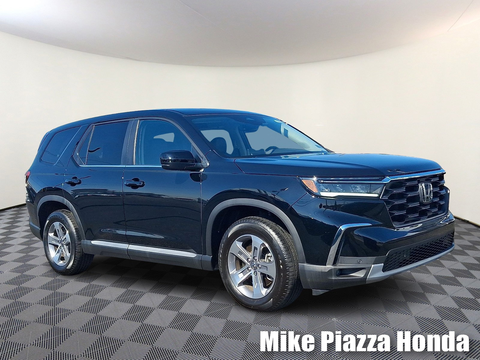 Used 2025 Honda Pilot EX-L image 1