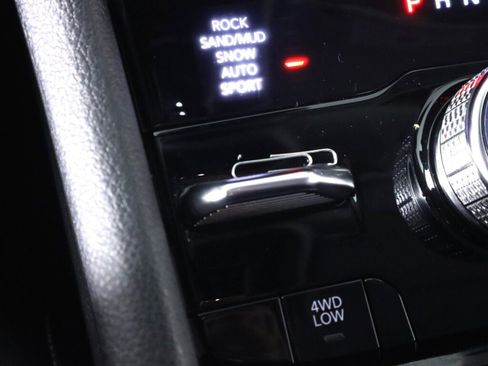 Used 2022 Jeep Grand Cherokee Limited 4xe image 31