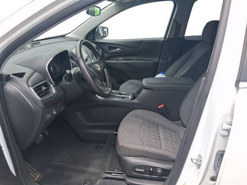 Used 2022 Chevrolet Equinox LT FWD image 10