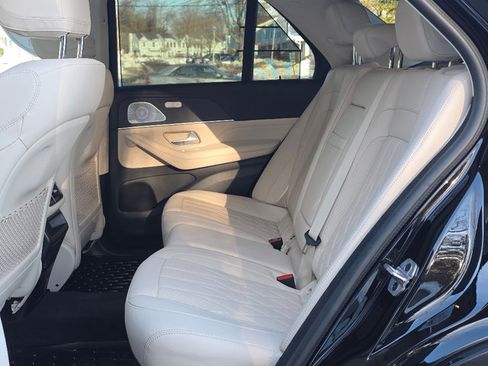 Used 2021 Mercedes-Benz GLE 53 AMG 4MATIC image 29