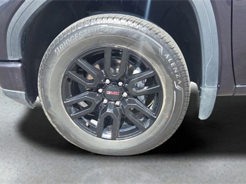 Used 2024 GMC Sierra 1500 Elevation image 19