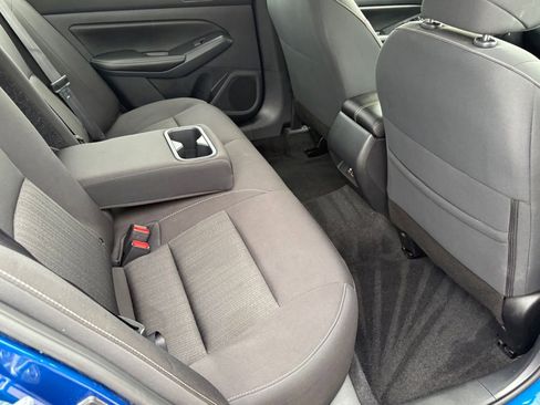 Certified 2025 Nissan Altima 2.5 SV FWD image 36
